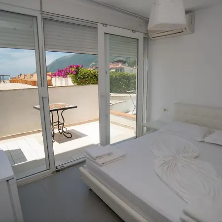 The Olive Terrace Apartment *
