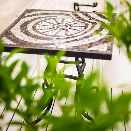 The Olive Terrace * Palase