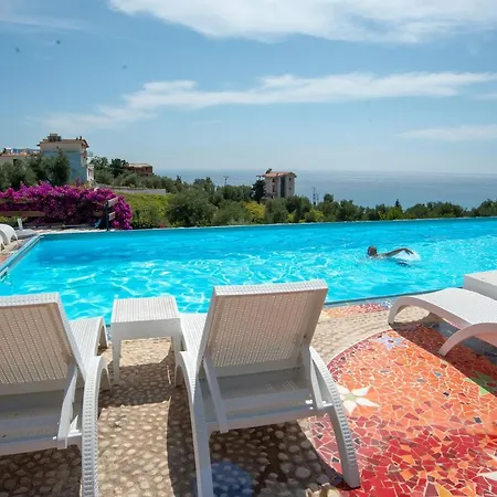 The Olive Terrace Apartment Palase