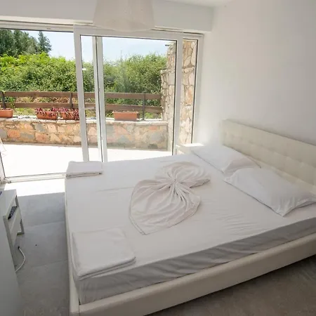 The Olive Terrace Apartment Palase
